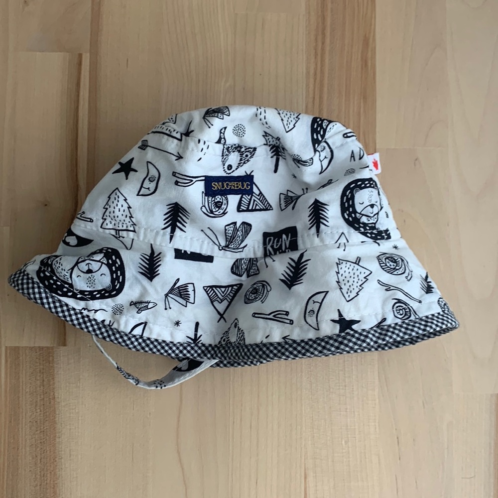 Snug as a bug baby sun hat